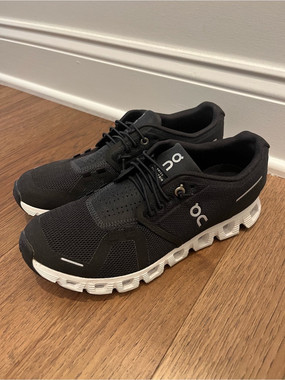 On Cloud Womens Sneakers